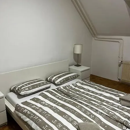 Apartment Romantic Old Town Flat With River View Ljubljana