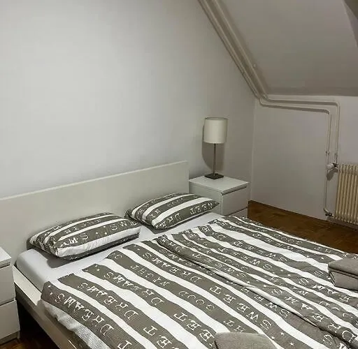 Apartament Romantic Old Town Flat With River View Lublana